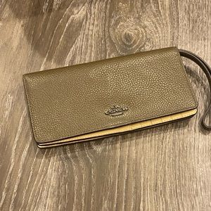 Coach wallet